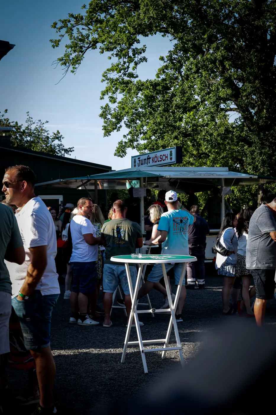 Sommerliche Stimmung beim Open-Air-Publikum Sommerliche Stimmung beim Open-Air-Publikum